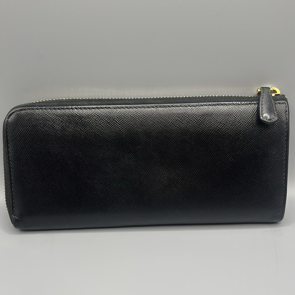 PRADA BLACK ZIP WALLET - Picture 2 of 11